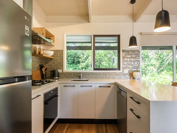 Photo 5 for Coastal cottage, perfectly positioned