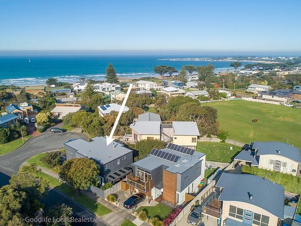Photo 33 for Seamount at Apollo Bay