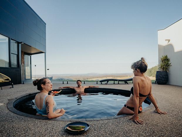 Photo 19 for Glass House on The Hills