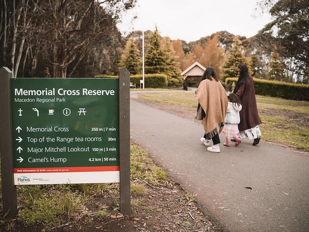 Photo 2 for Mount Macedon Memorial Cross