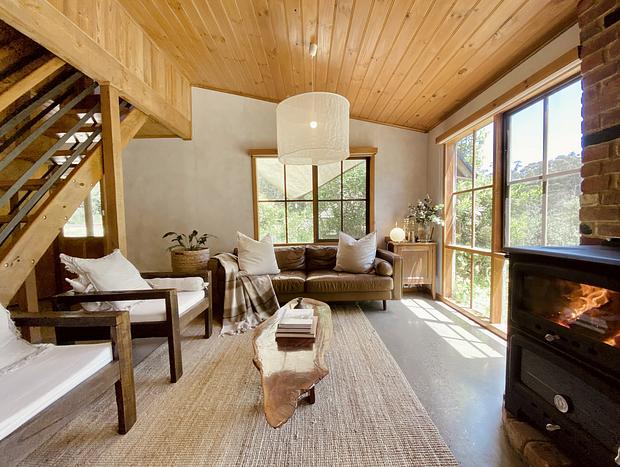 Photo 4 for The Barn - 5 acres of Idyllic Bushland With Views