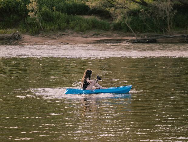 Photo 1 for Kayaking on the river front