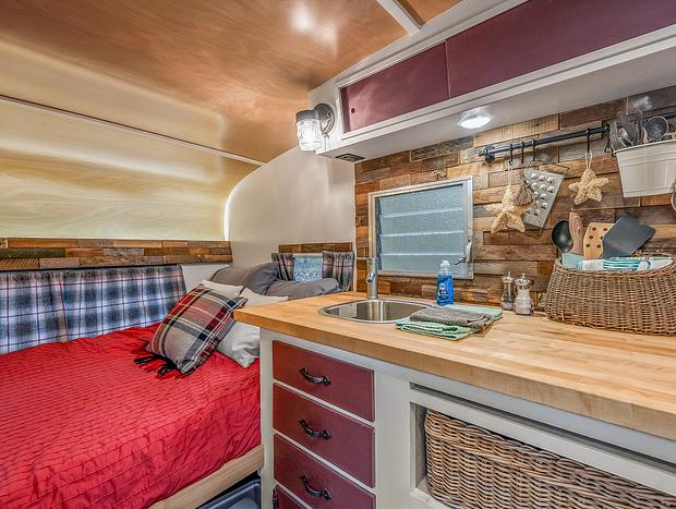 Photo 7 for Delightful Waterfront Vintage Caravan