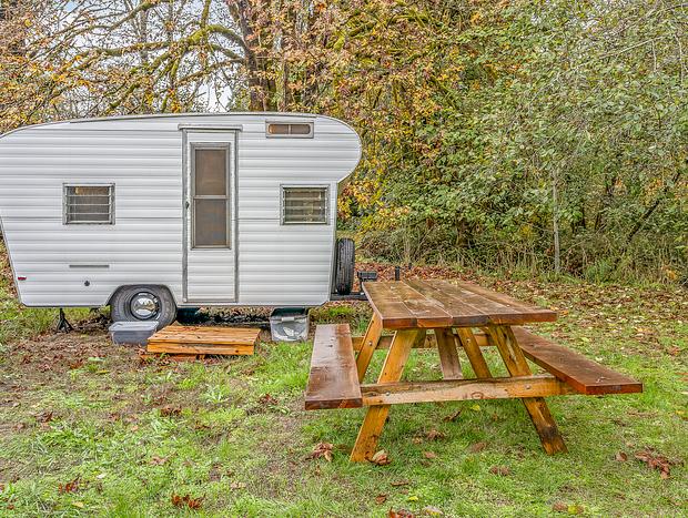 Photo 4 for Delightful Waterfront Vintage Caravan