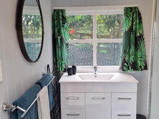 Photo 7 for Cosy Cabin at Wainui Llamas - 10min drive to Ohope Beach