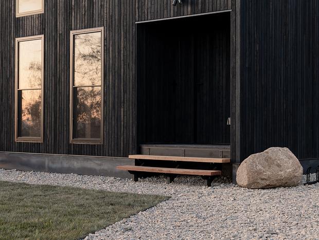 Photo 13 for Rural Luxury | Modern Alpine Cabin