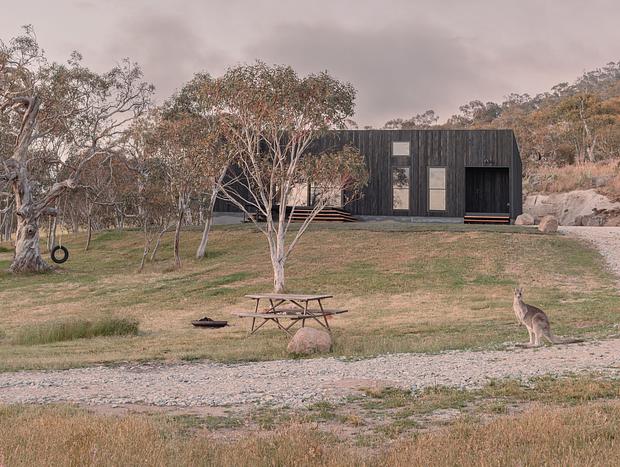 Photo 31 for Rural Luxury | Modern Alpine Cabin