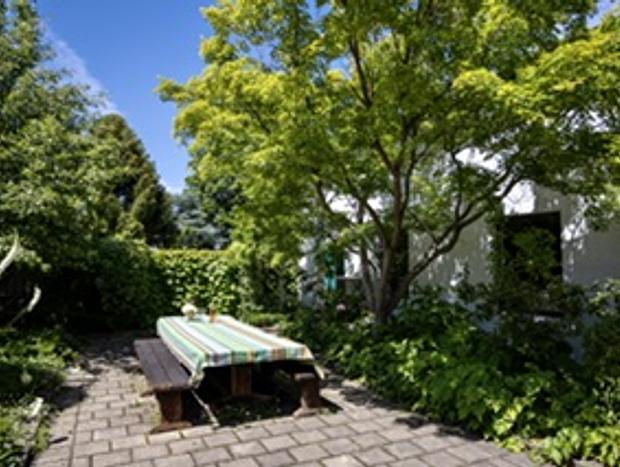 Photo 21 for Byng Street Garden Loft