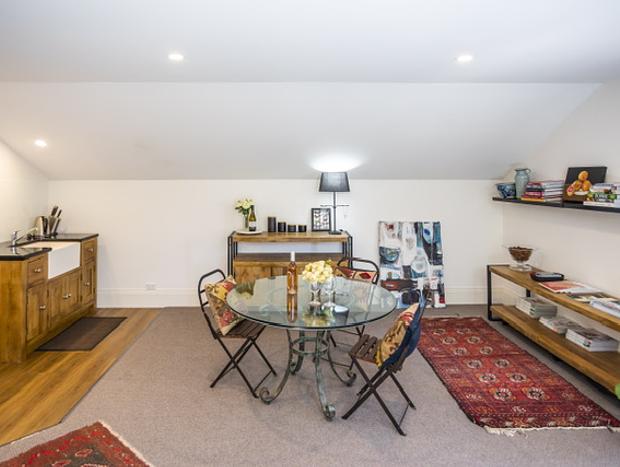 Photo 7 for Byng Street Garden Loft