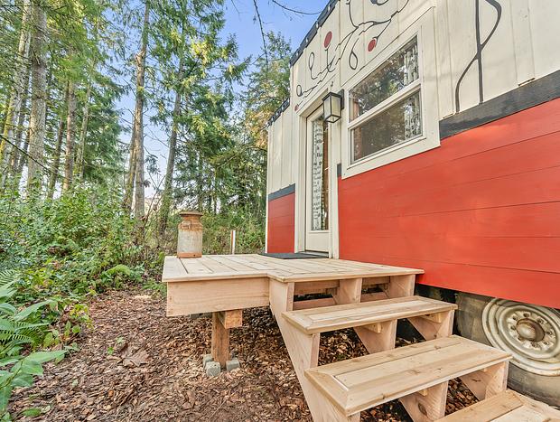 Photo 3 for Stylish Tiny Home in Wine Country