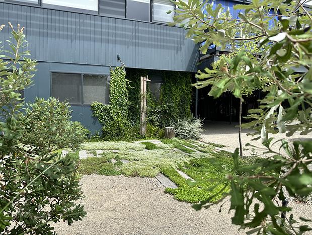 Photo 25 for Banksia House