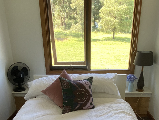 Photo 10 for Woodside Country Retreat