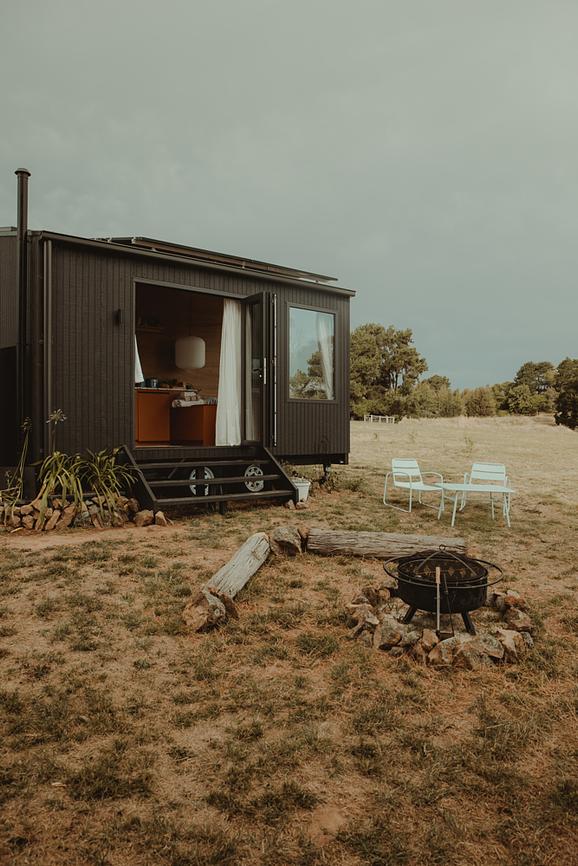 Wedgetail offgrid cabin Cabin for Rent in Wallaroo, Country NSW