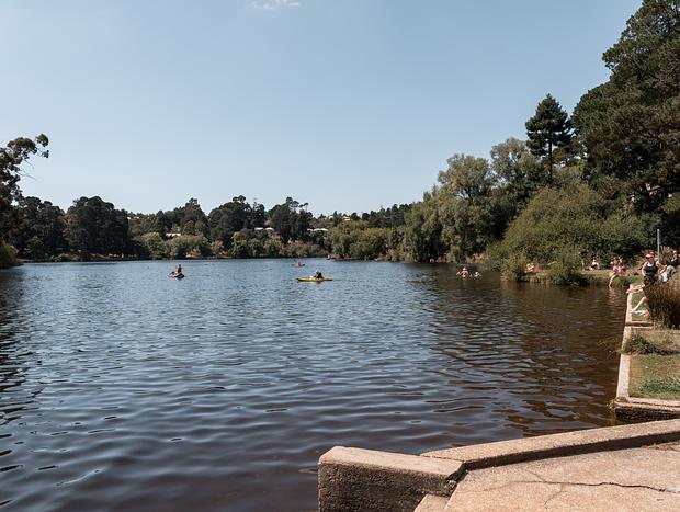 Photo 3 for Take a dip at Lake Daylesford
