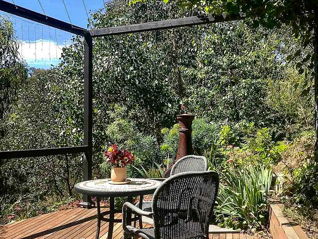 Photo 23 for Warrandyte Retreat. Modern, Calm, in the Treetops