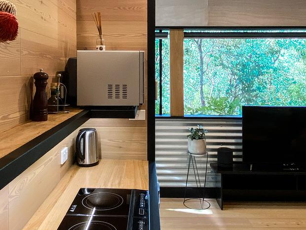 Photo 9 for Warrandyte Retreat. Modern, Calm, in the Treetops