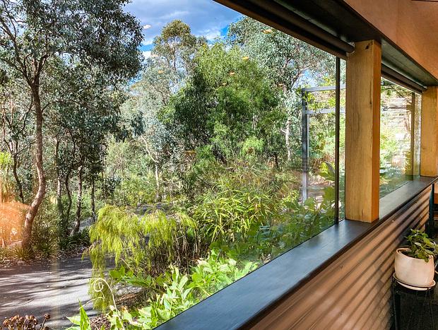 Photo 8 for Warrandyte Retreat. Modern, Calm, in the Treetops