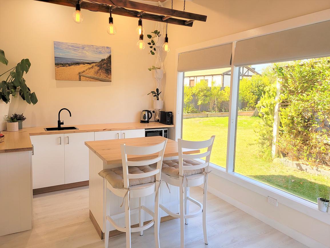 Shore Thing Beach Escape Studio for Rent in Saint Andrews Beach, Mornington Peninsula, VIC, AU