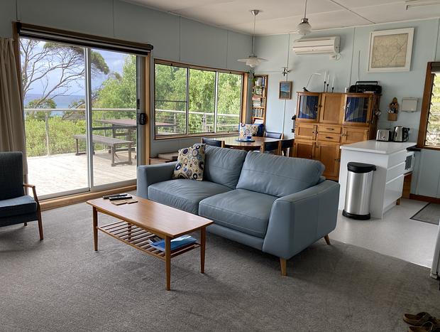 Photo 5 for Periton Lodge - Retro Beach House