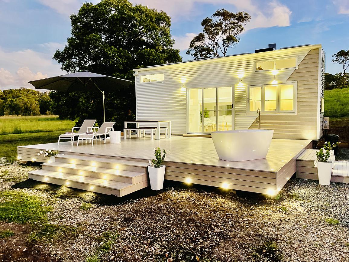 FreedOm Space - a luxurious tiny coastal home - Tiny house for Rent in ...