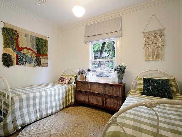 Photo 34 for Harry’s House Warburton - Peaceful Riverside cottage in the perfect location