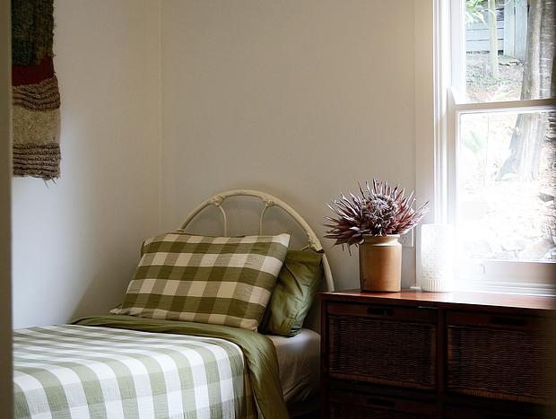 Photo 35 for Harry’s House Warburton - Peaceful Riverside cottage in the perfect location
