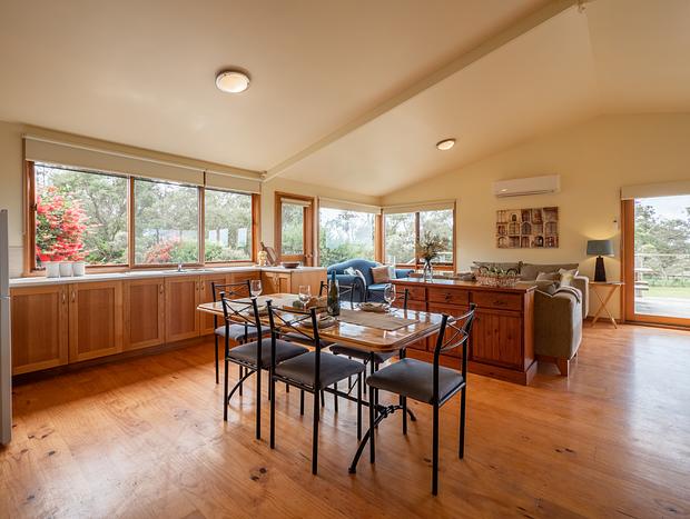 Photo 4 for Blue Wren Cottage - A Yanakie Gem