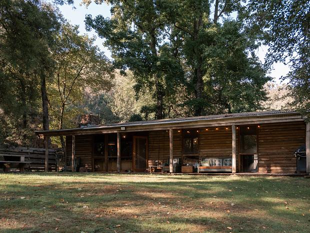 Photo 33 for River Cabin Magic