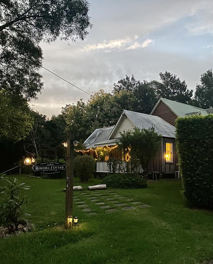 The Rose Cottage at Cambewarra Mountain Cottage for Rent in