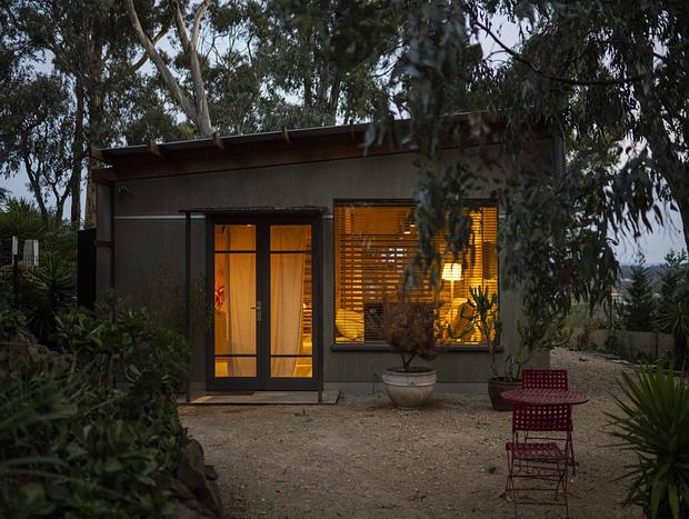 Photo 11 for Among the Gum Trees