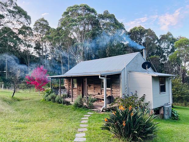 Photo 4 for Spacious Luxury Log Cabin Near Beach - dog-friendly & private at Bawley Ridge Farm
