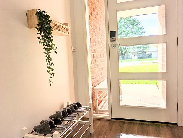 Photo 11 for Highton Gem - A Spacious & Serene Getaway for 10 in Mansfield