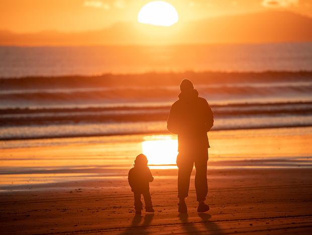 Photo 2 for Watch the sunrise at Ohope Beach