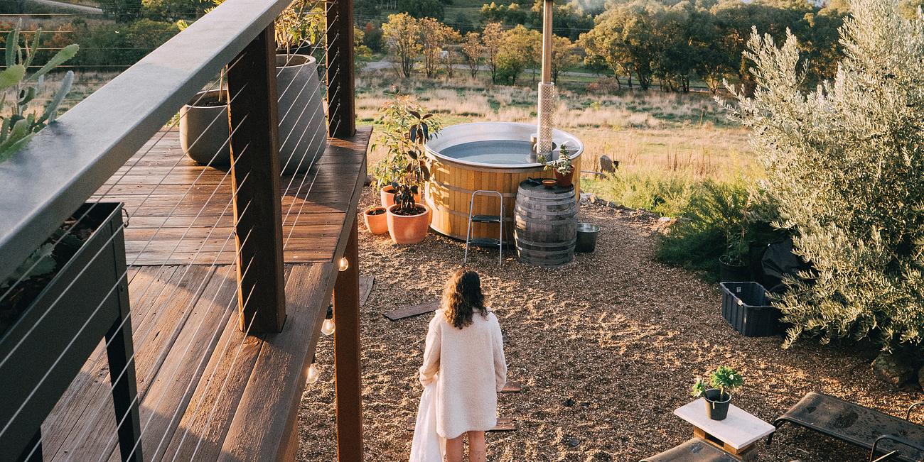 The Good House with Wood Fired Hot Tub Luxury house for Rent in Huon