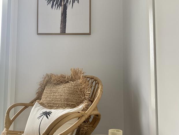 Photo 15 for Stylish Lakeside Cottage