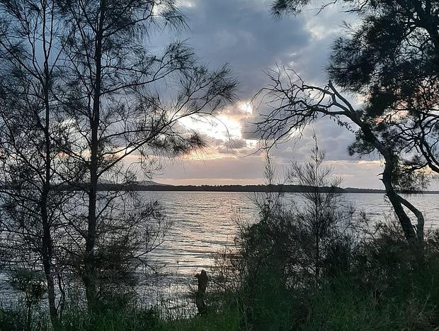 Photo 70 for Stylish Lakeside Cottage