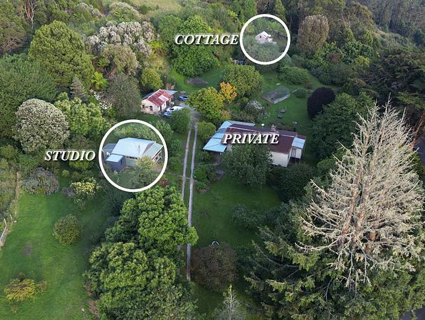 Photo 12 for Chic open plan 'Studio' with Otway and garden views