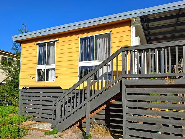 Photo 7 for Holiday House Nestled Between The Beach And The Lake