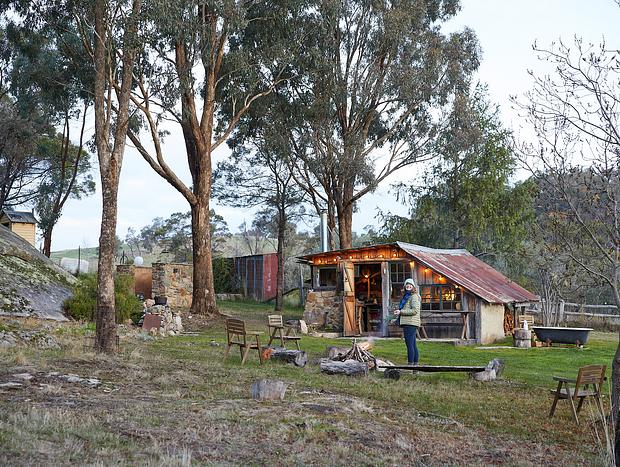Photo 14 for Nestled within the bushes at Ruffy