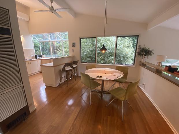 Photo 5 for Sassafras - Treehouse in the Dandenong Ranges