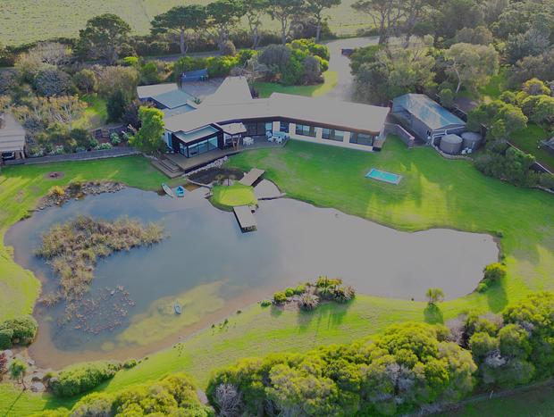 Photo 19 for Lakehouse Estate - 3 acres with private lake