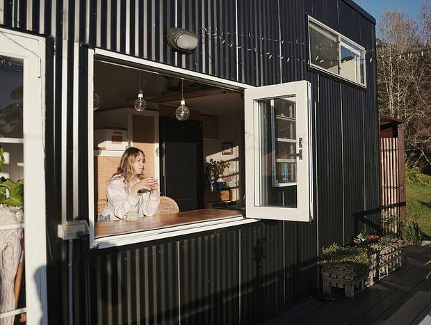 Photo 12 for Coastie Tinyhouse, Bathtub + Balcony, Terrigal.