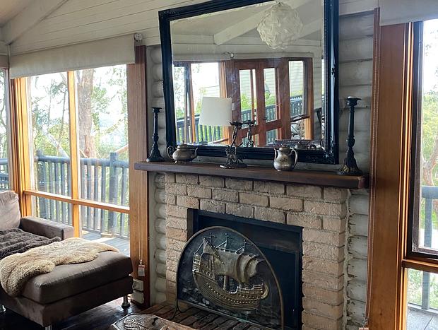 Photo 8 for Tree Top Lodge with Bay Views