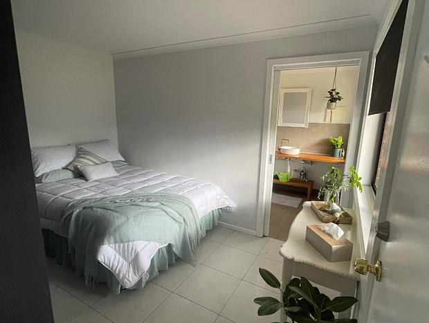 Photo 5 for Modern One Bedroom Stay