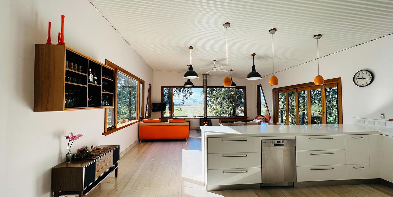 White House on the Hill House for Rent in Kinglake, Yarra Valley, VIC