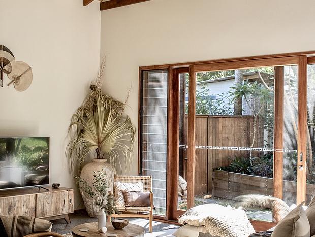 Photo 5 for Beach Jungle: Hot Tub, Firepit & Pool in Pet-Friendly Seaside Oasis