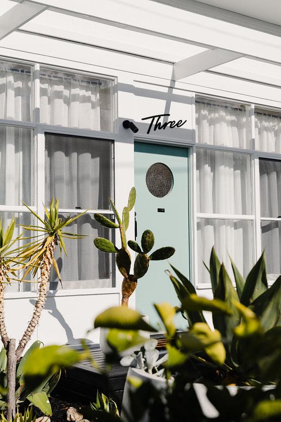 Geelong midcentury modern at Porthole Villa. The Gateway to the Great