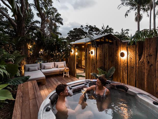 Photo 4 for Beach Jungle: Hot Tub, Firepit & Pool in Pet-Friendly Seaside Oasis
