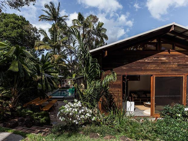 Photo 41 for Beach Jungle: Pool, Hot Tub & Fire Pit in Beachside Hideaway
