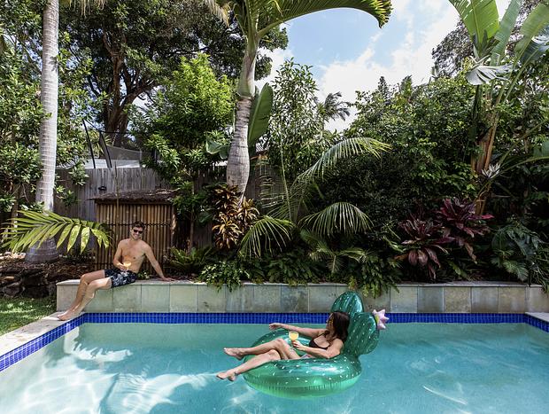 Photo 35 for Beach Jungle: Pool, Hot Tub & Fire Pit in Beachside Hideaway